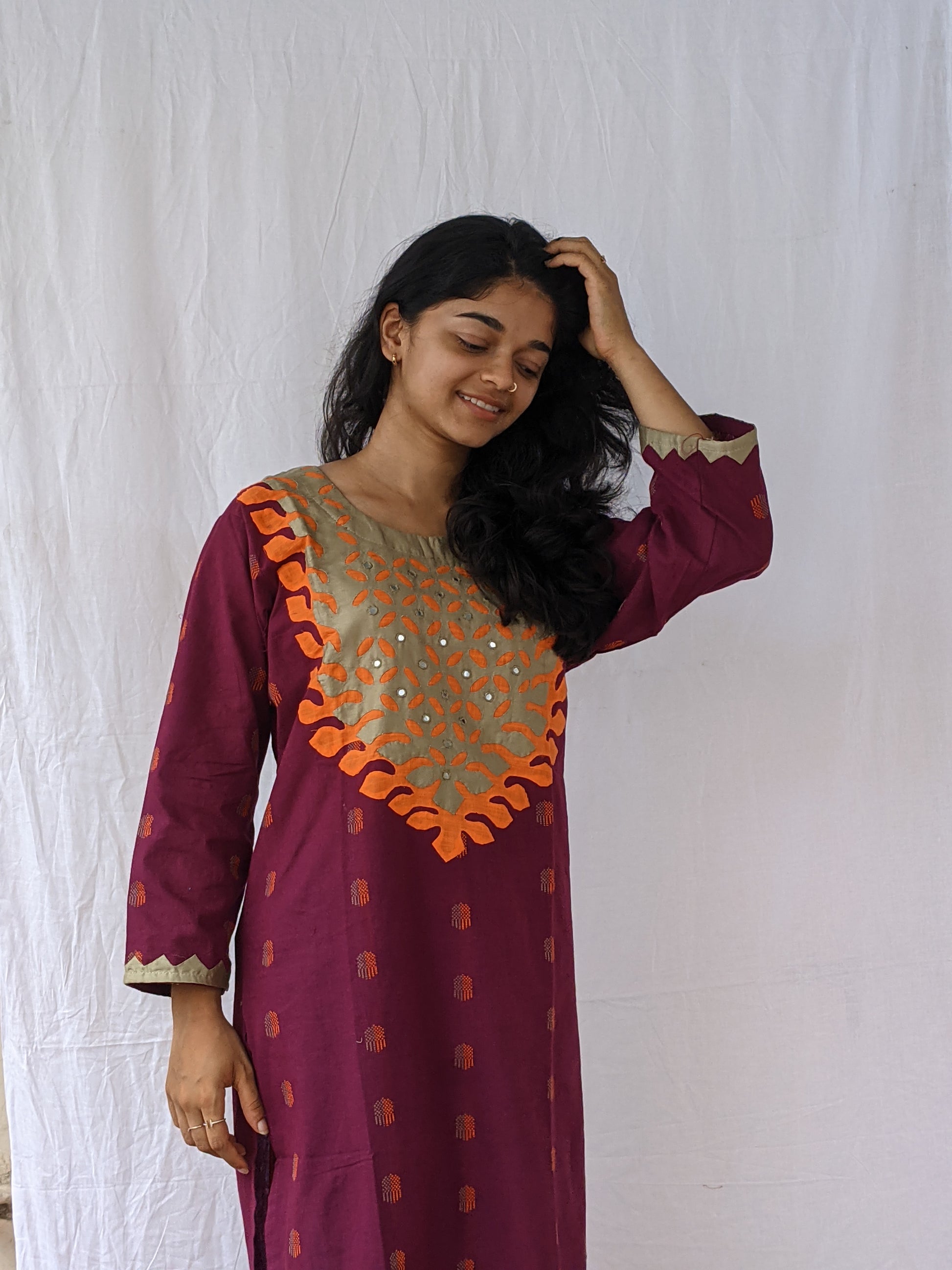 COTTON KURTA WITH EPLIQUE WORK