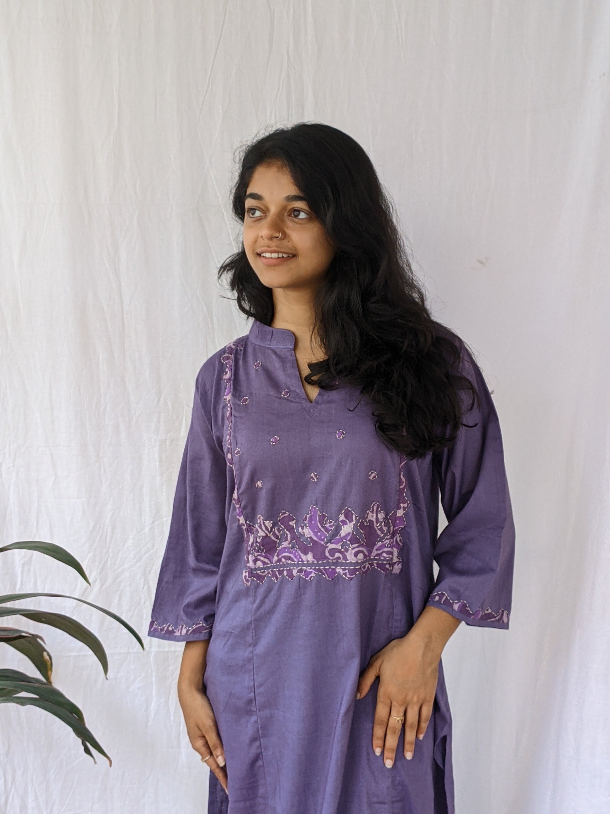COTTON KURTA WITH EPLIQUE WORK