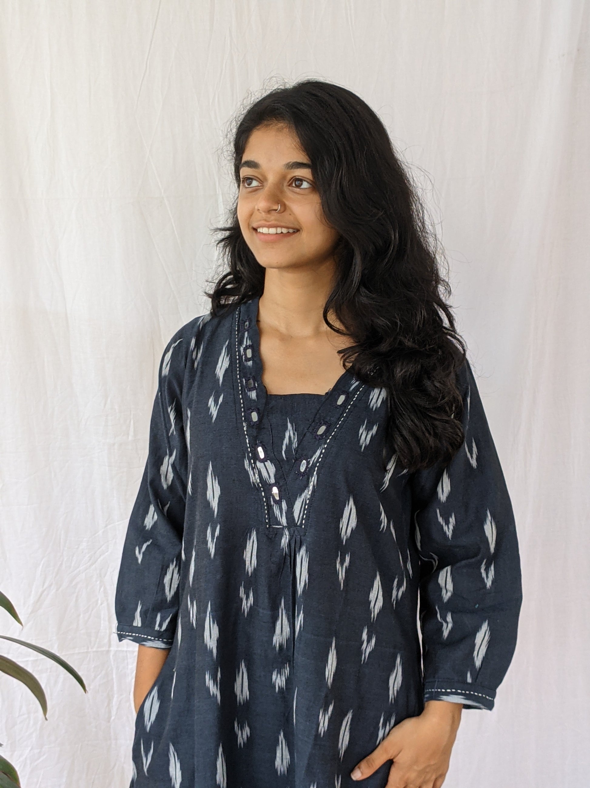 Cotton handloom mirrorwork