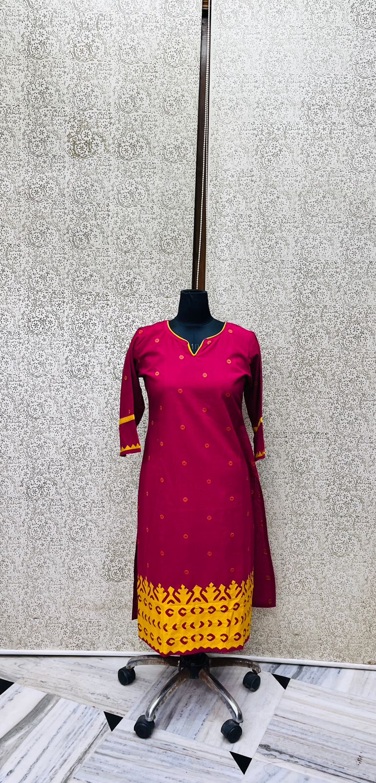 Handloom Cotton Kurta -Applique Work